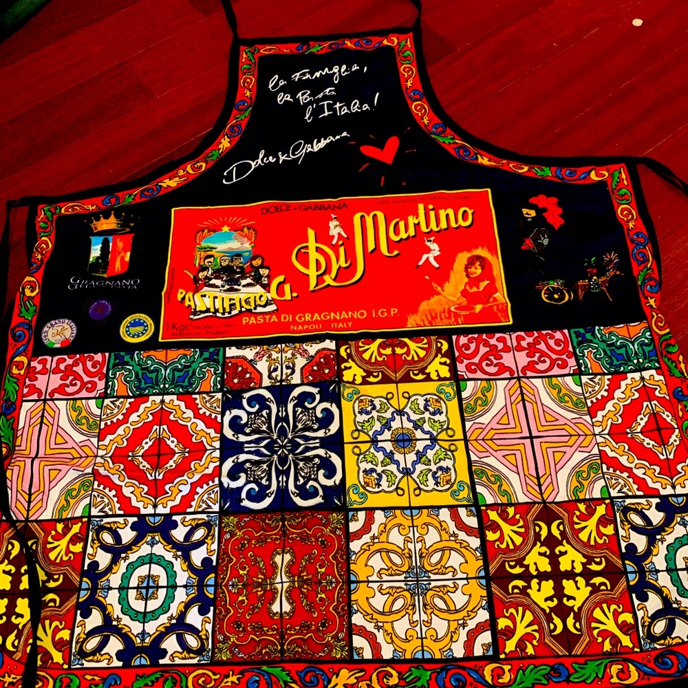 Brand New  2020 Dolce Gabanna lmtd edition Chef Apron